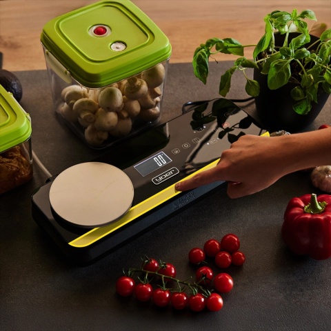 Zgrzewarka próżniowa Yoer FreshFood VSS01BK z wagą
